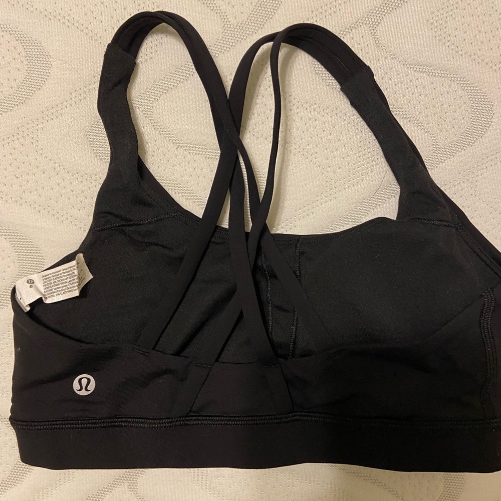 Lulu lemon energy bra size 6 black bra worn once